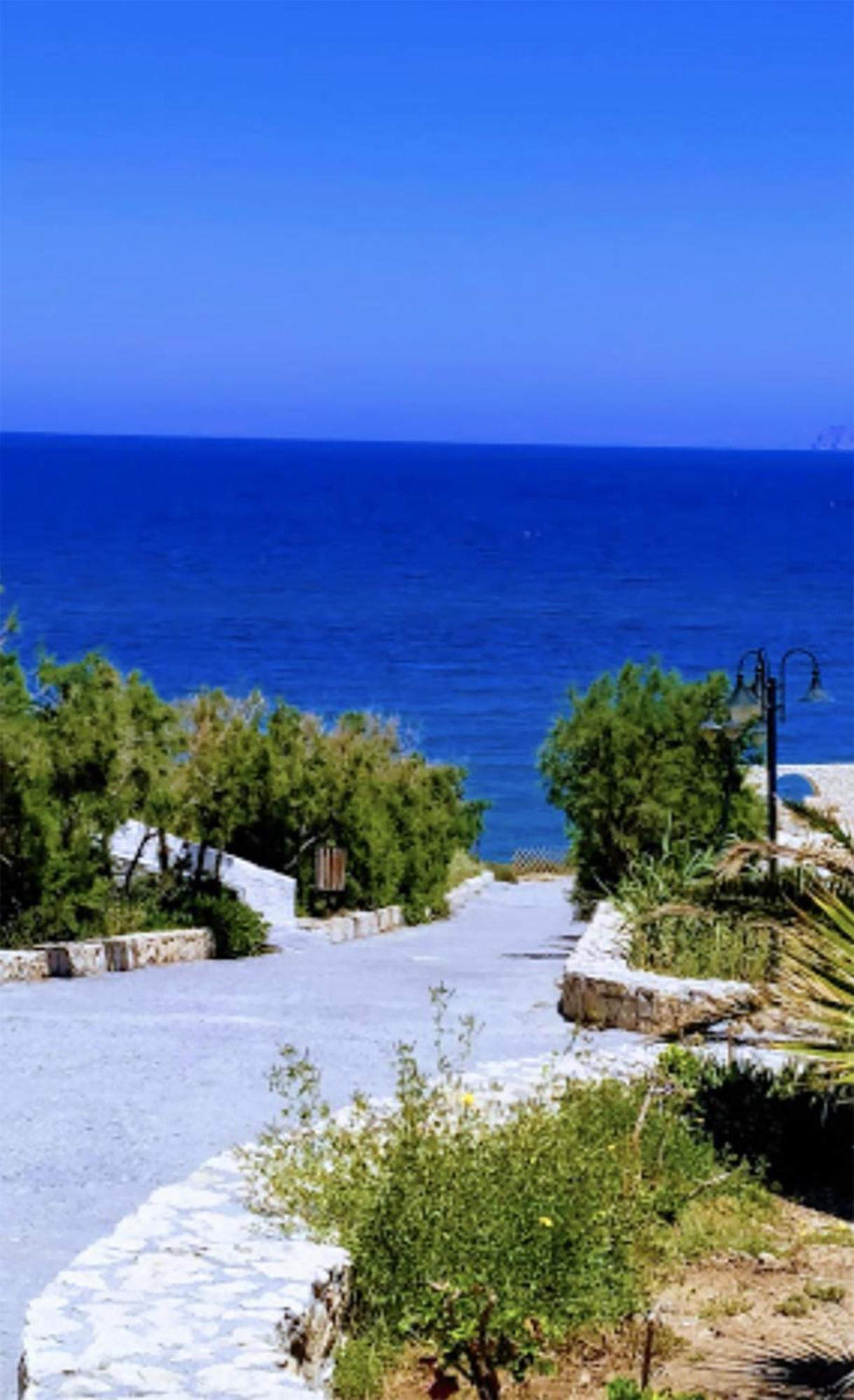 Lassion Golden Bay Sitia  Exterior photo